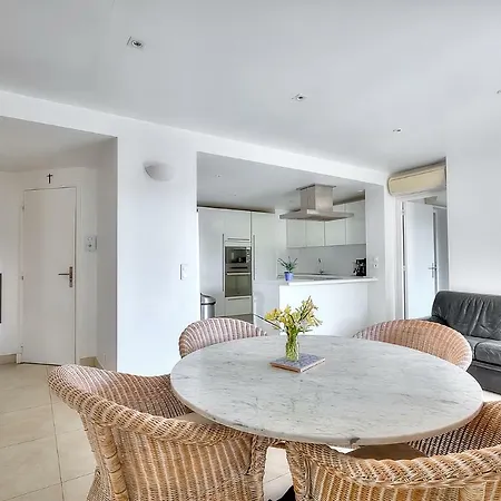 Villa Avec Vue Mer Et Espace Spa *