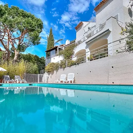 Villa Avec Vue Mer Et Espace Spa Villa *