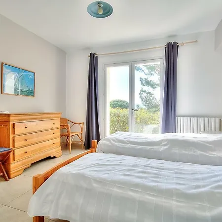 Villa Avec Vue Mer Et Espace Spa Villa *