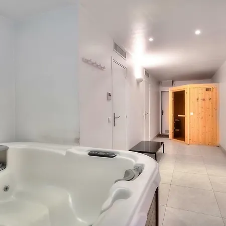Villa Avec Vue Mer Et Espace Spa Cannes